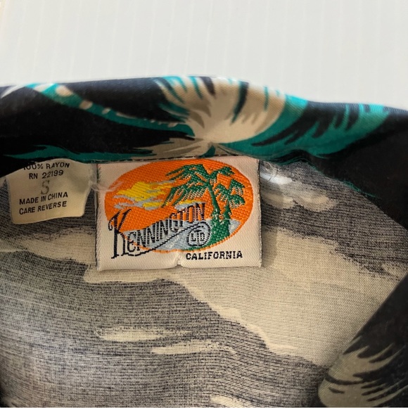 Kennington Vintage Men’s Hawaiian Orchids Short Sleeve Shirt Size Small - Picture 5 of 7